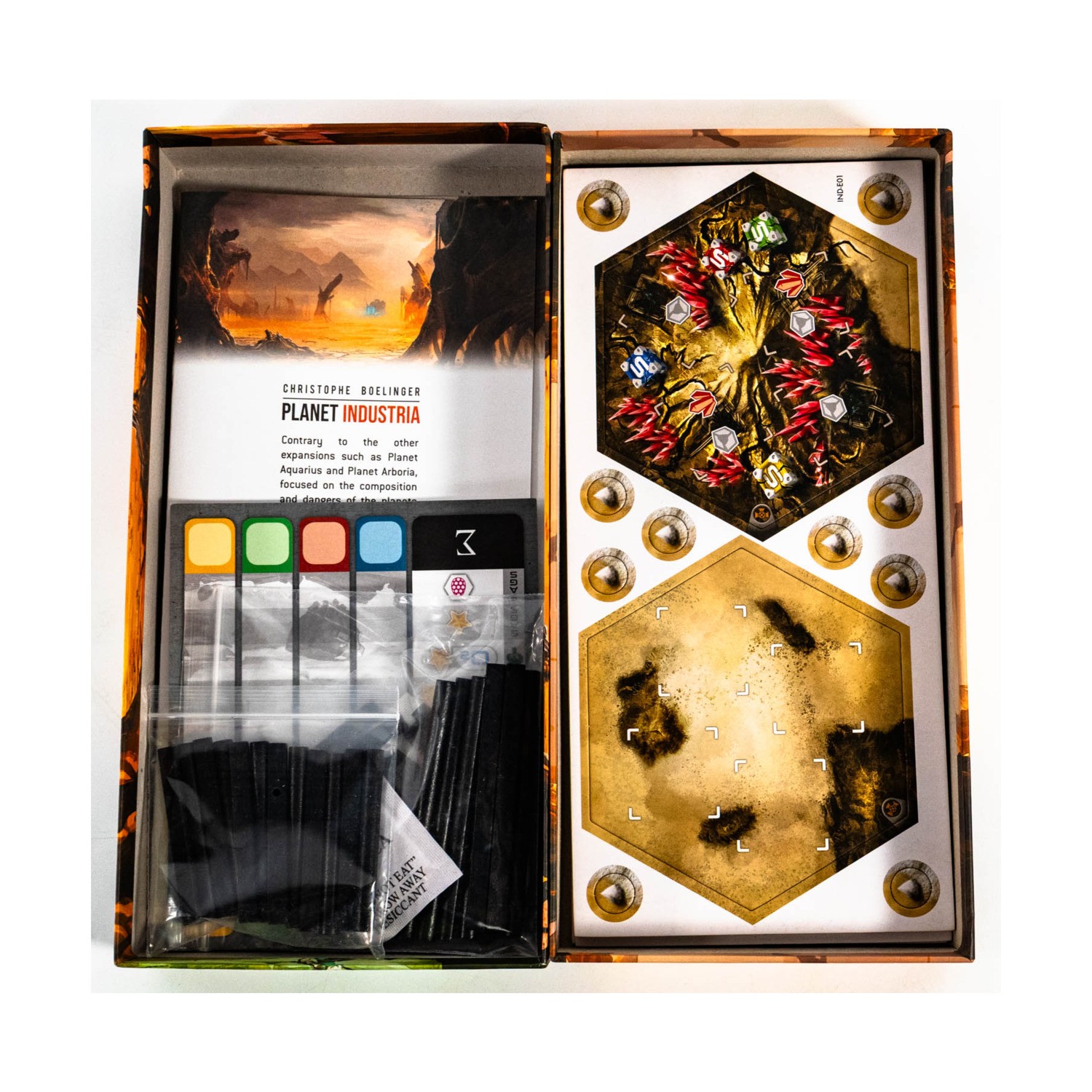 Ludically Boardgame Living Planet – Planet Industria Box NM