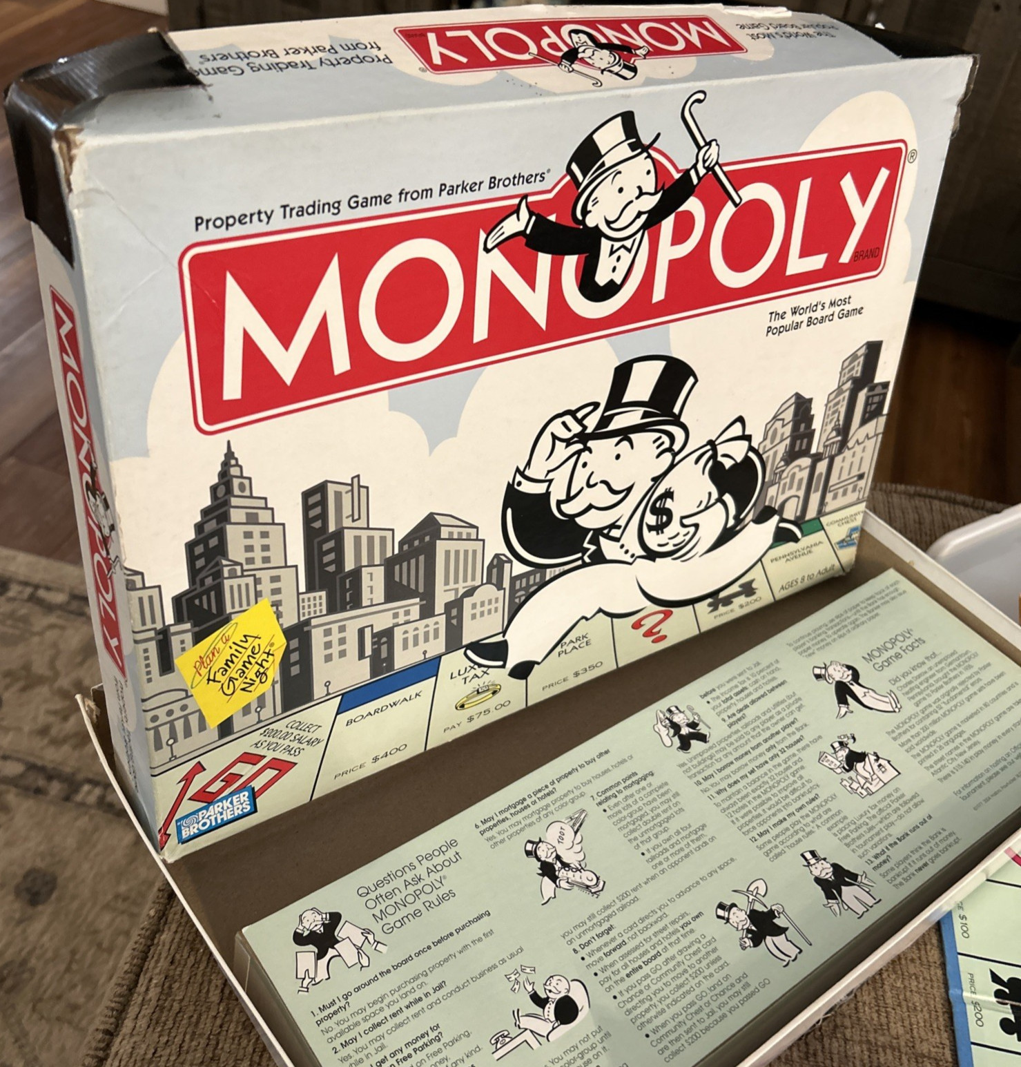 Monopoly Classic Edition 2004 Board Game Original Parker Brothers 99% Complete
