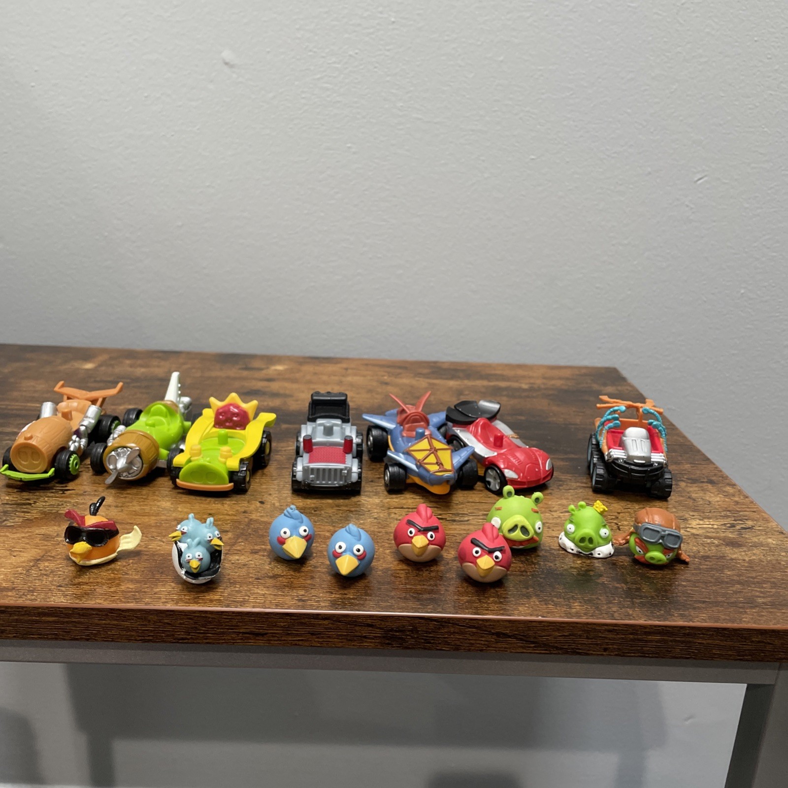 Angry Birds Go Jenga Game Terence Bubbles Chuck Kart Racer Lot Removable Heads
