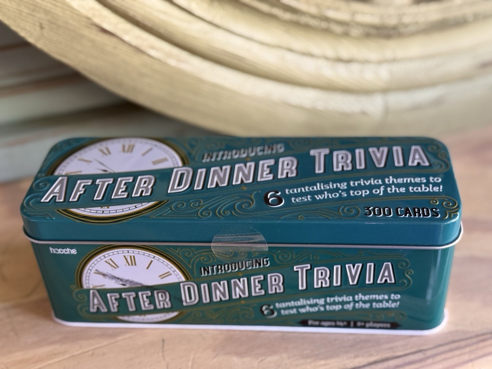 After Dinner Trivia Game in Tin – 300 Cards Hacce / Made in UK