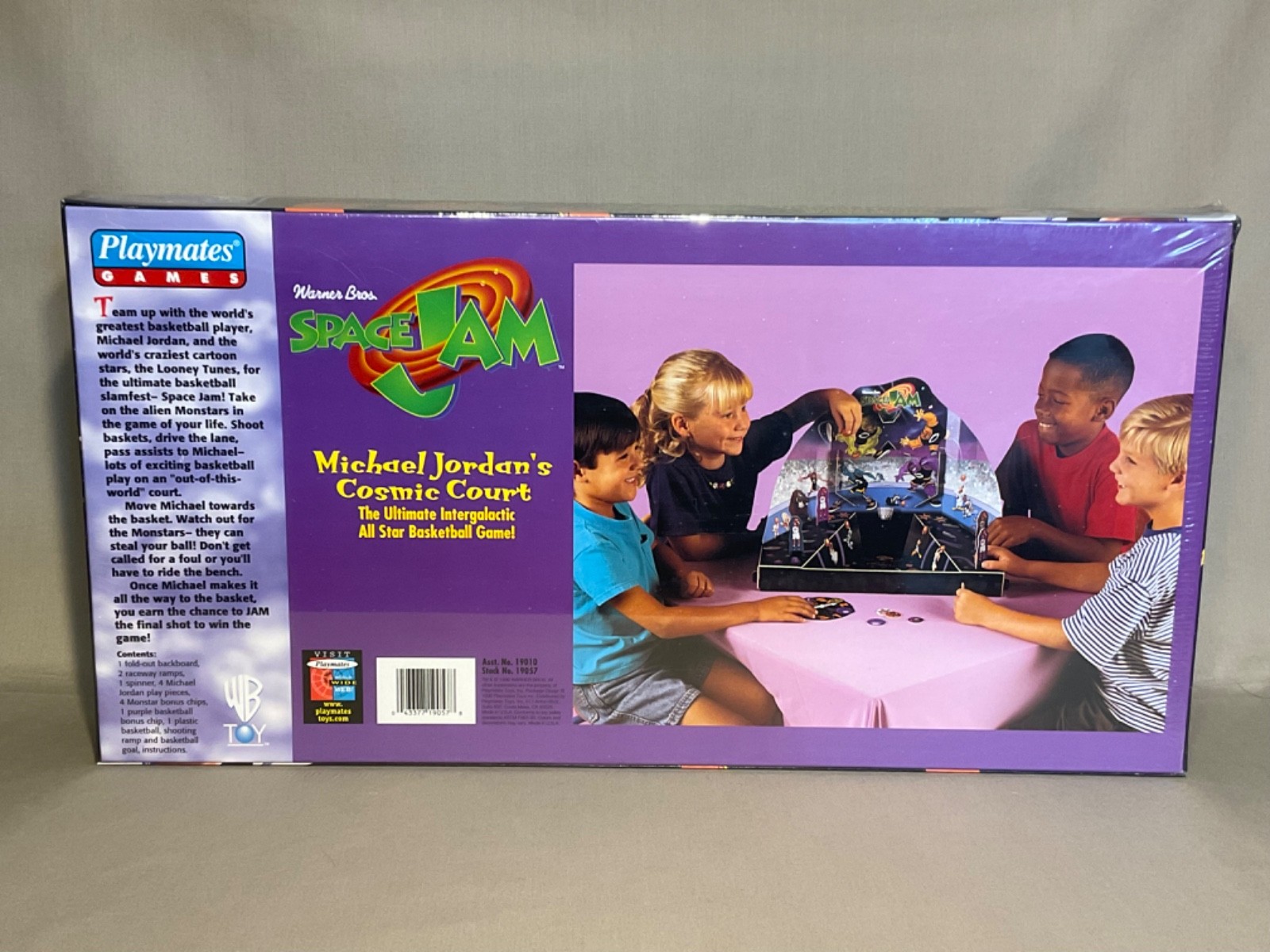 Michael Jordan’s Cosmic Court 1996 Warner Bros. Space Jam Game Brand New SEALED