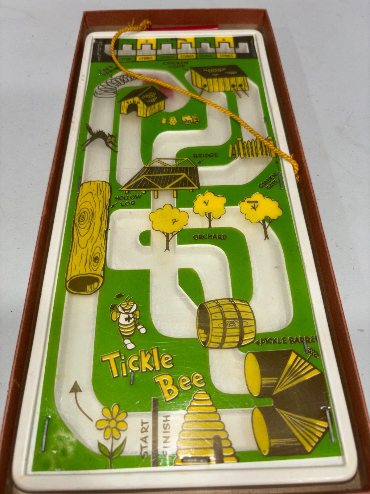 Vintage 1956 Schaper Toys Tickle Bee Magnetic Maze Game Complete Board Game