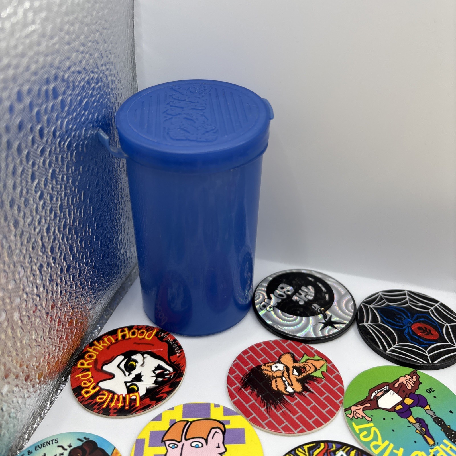 1994 Rohks Cap Game Power Kit 49 Caps 3 Slammers 1 Milk Cap Container – Pogs