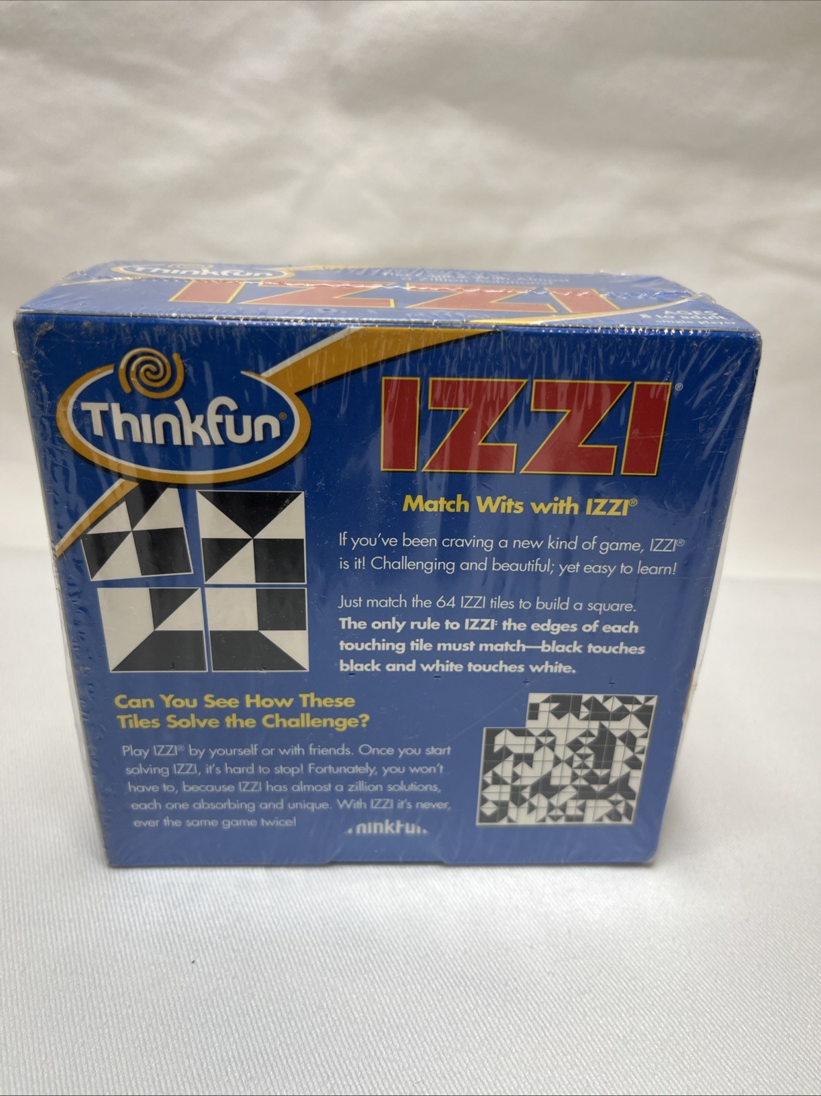 ThinkFun IZZI Matching Tile Puzzle Game with a Zillion Solutions 2009 NEW SEALED