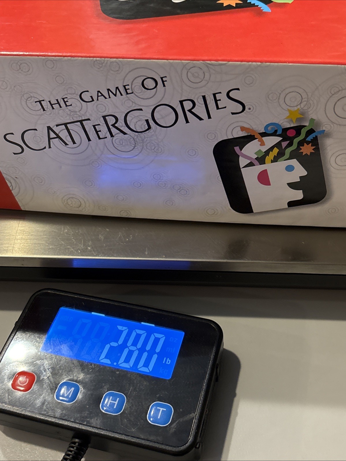 The Game of Scattergories Board Game 2009 Parker Brothers 2-6 players Complete