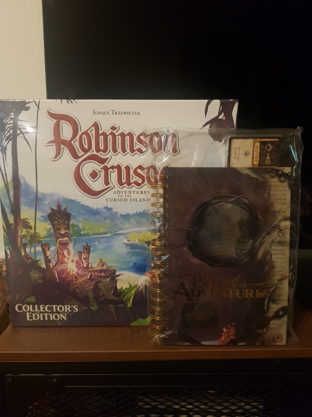 ROBINSON CRUSOE Collector’s Edition Gamefound Everything New, Book of Adventures
