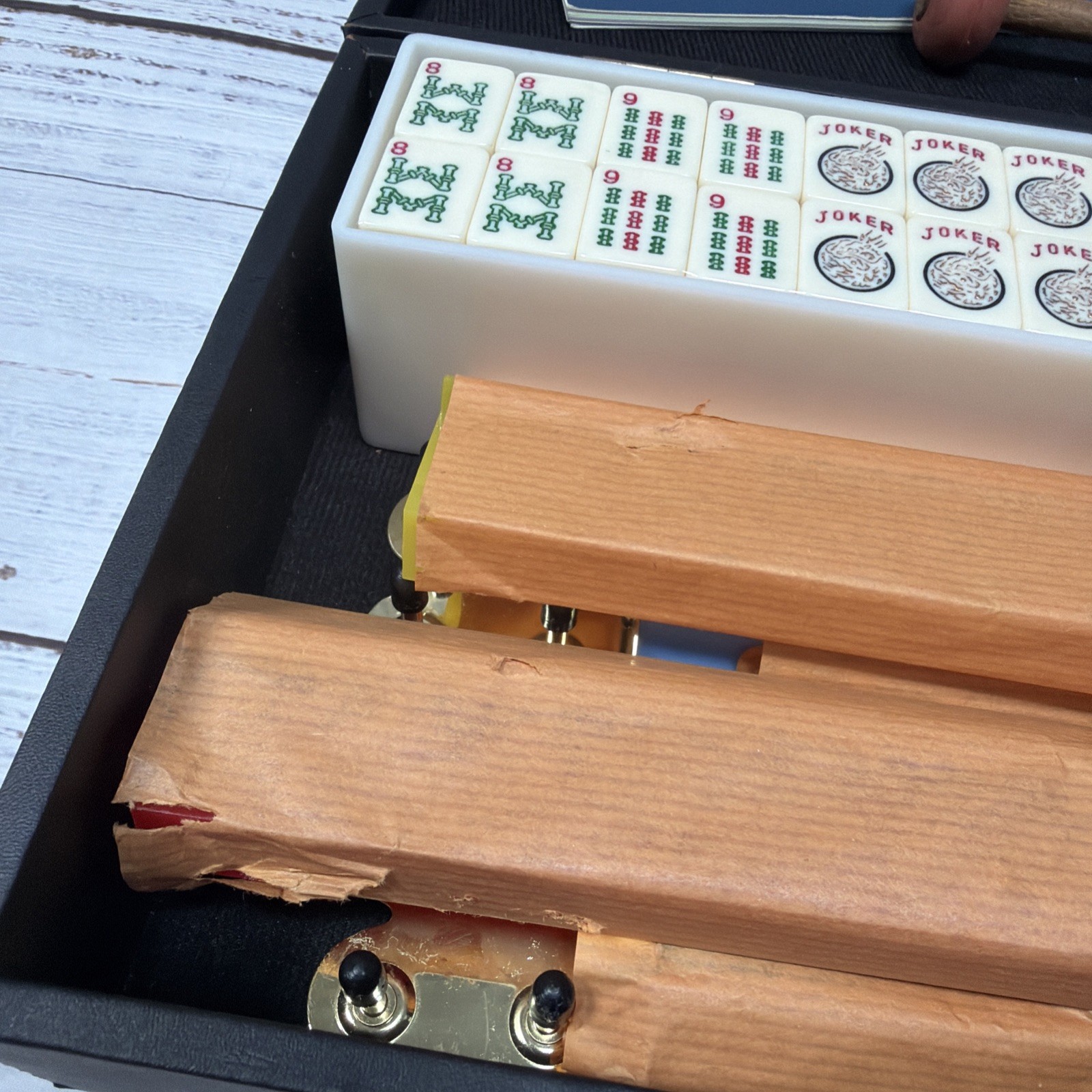 Vintage Mah Jong Set – 4 Bakelite Racks Travel Carry Case 166 Tiles NEVER USED!
