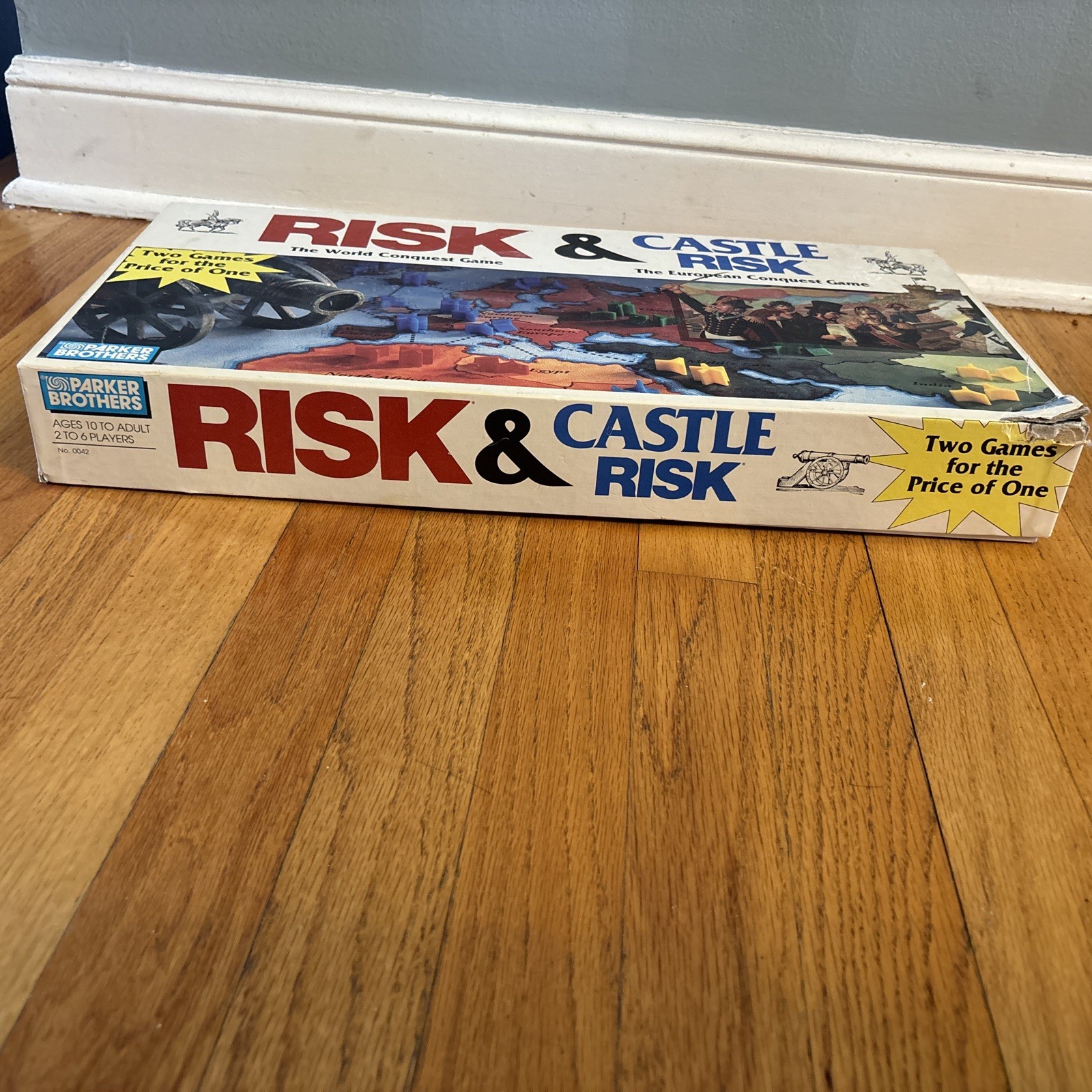 1990 Risk and Castle Risk Board Game Vintage Parker Brothers -great Condition!!