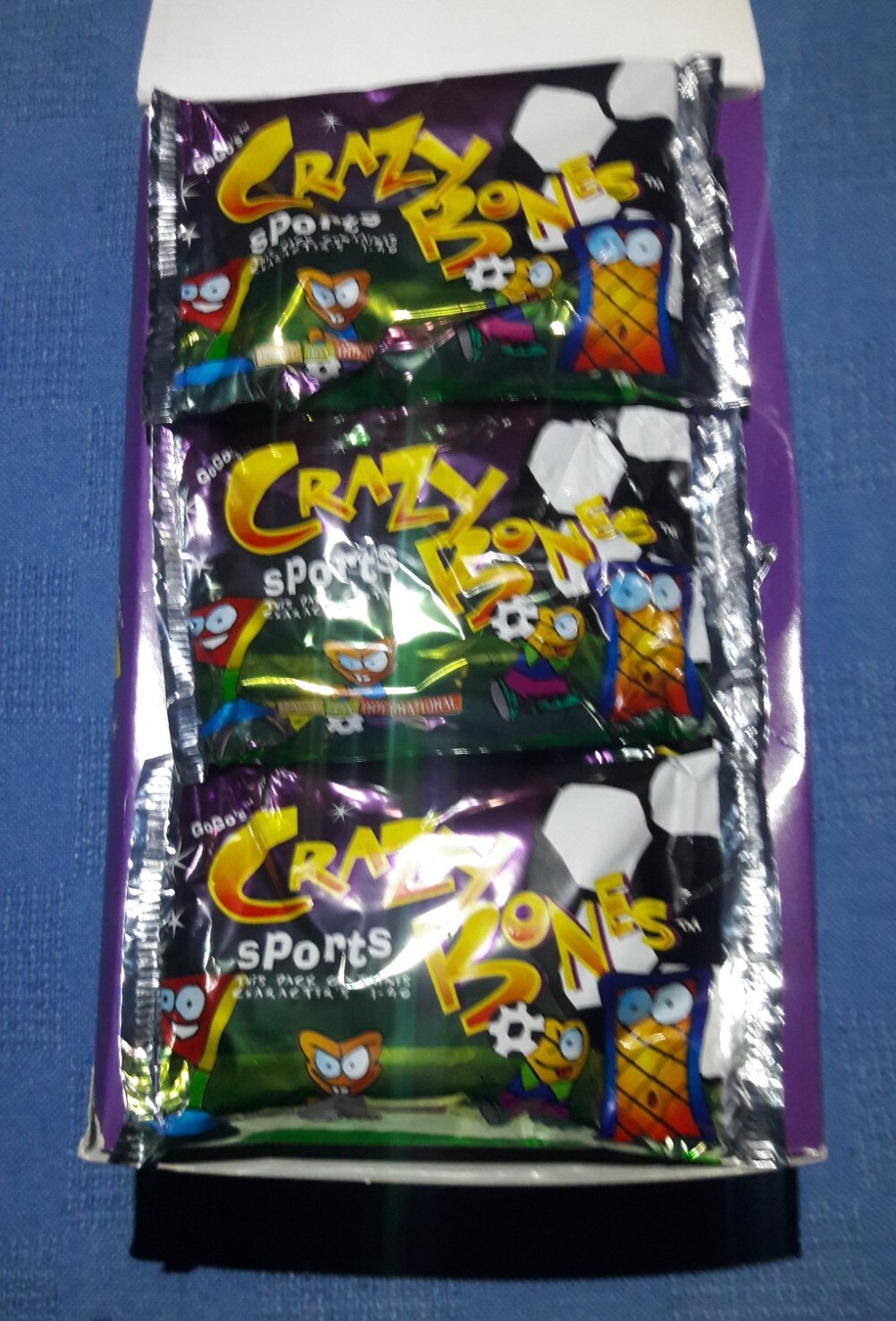 ☆ 36 SEALED PACKS GoGo’s CRAZY BONES “SPORTS” w/ DISPLAY BOX ☆ RARE FIND ☆