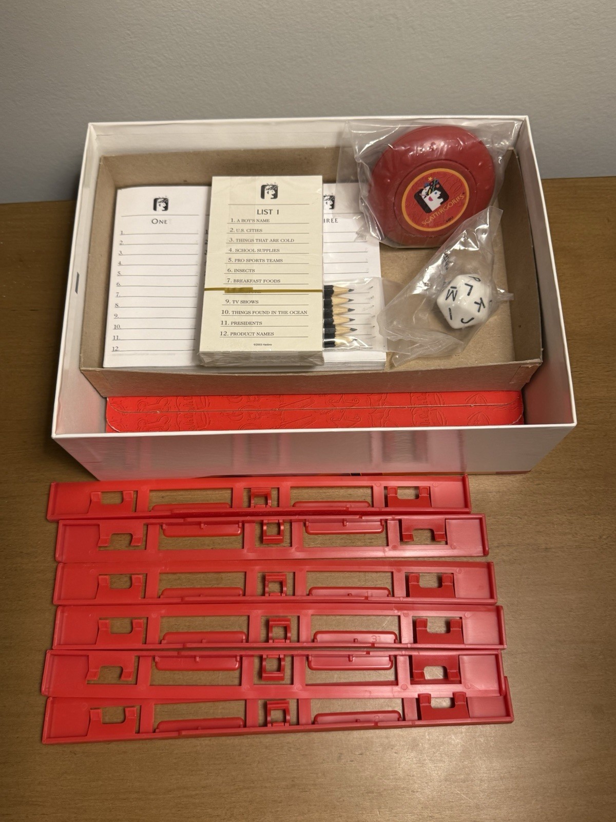 THE GAME OF SCATTERGORIES – Parker Brothers – Hasbro – 2003 Edition – Board Game