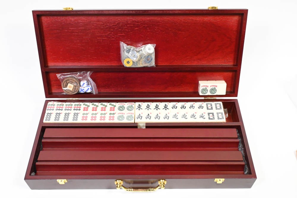 American Mahjong “Classic Royale II” 166-Tile Pusher Wood Case US-AM008-AN