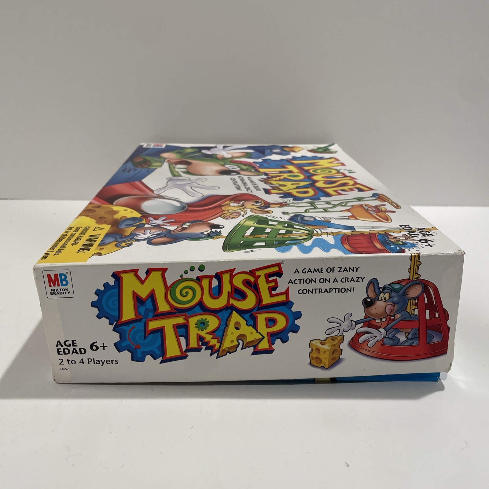 Y2K Mouse Trap COMPLETE Milton Bradley 2005 Classic Board Game Kids Family