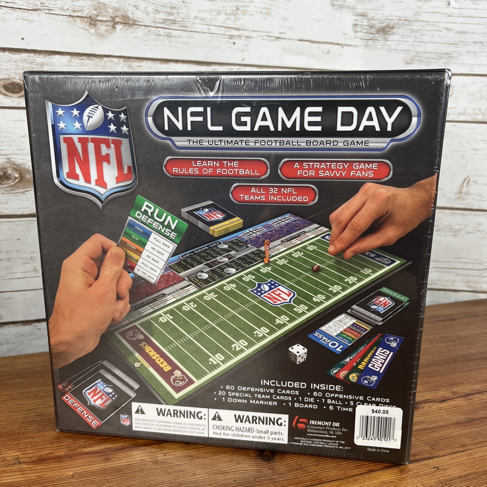 NFL Game Day The Ultimate Football Board Game by Fremont Die NEW SEALED 