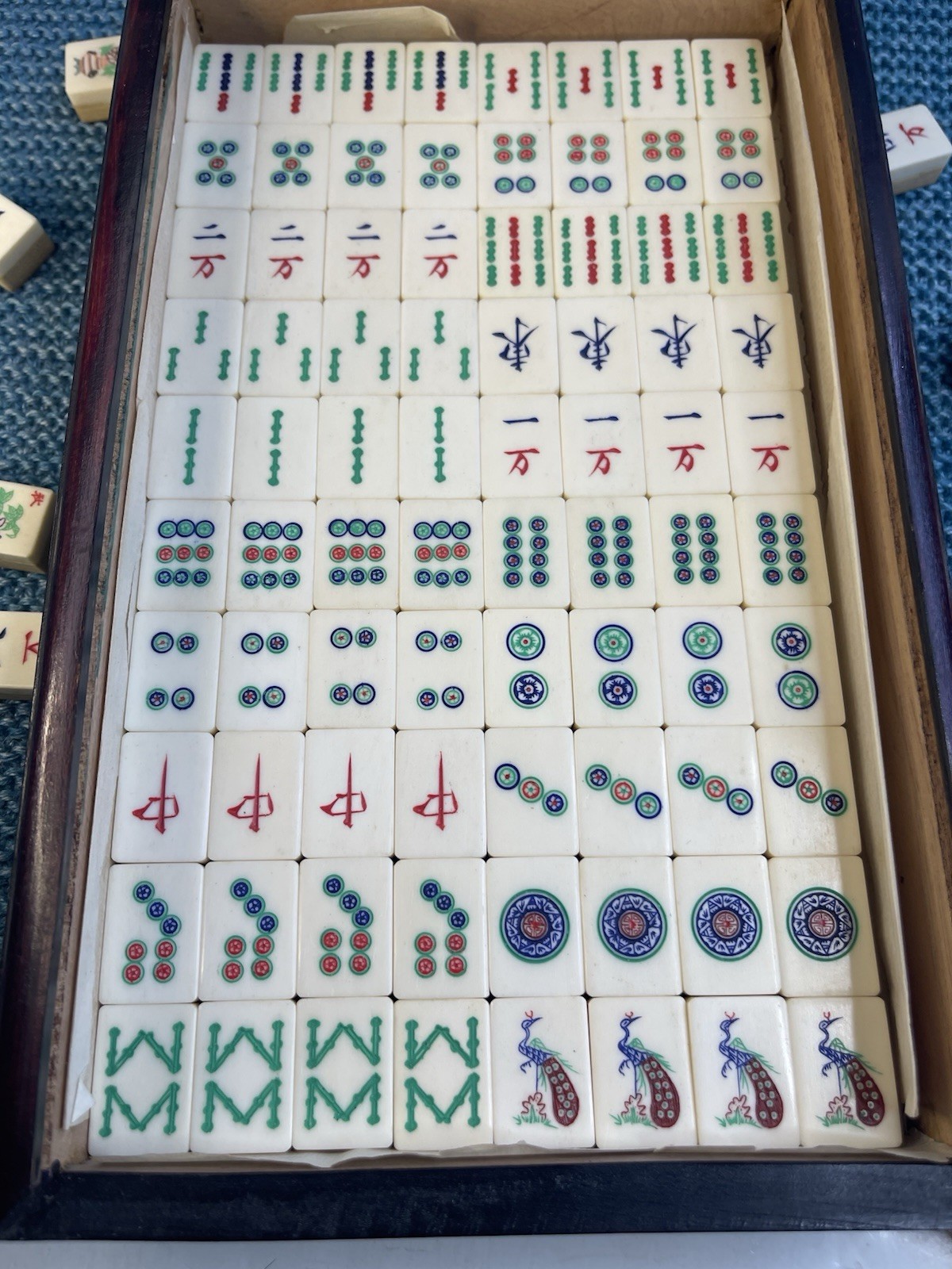 Antique 1920s Chinese Mahjong Set Bone & Bamboo Dovetail Tiles VTG