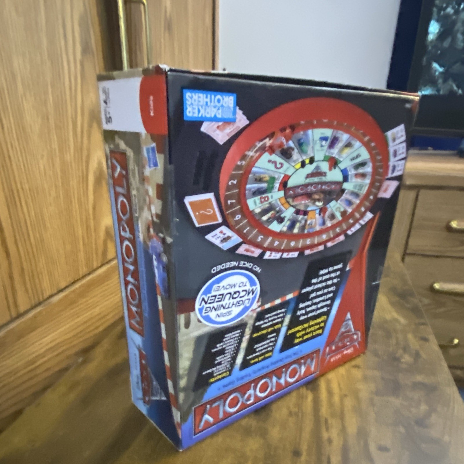 Hasbro Monopoly Disney Pixar Cars 2 Lightning McQueen Racetrack Game