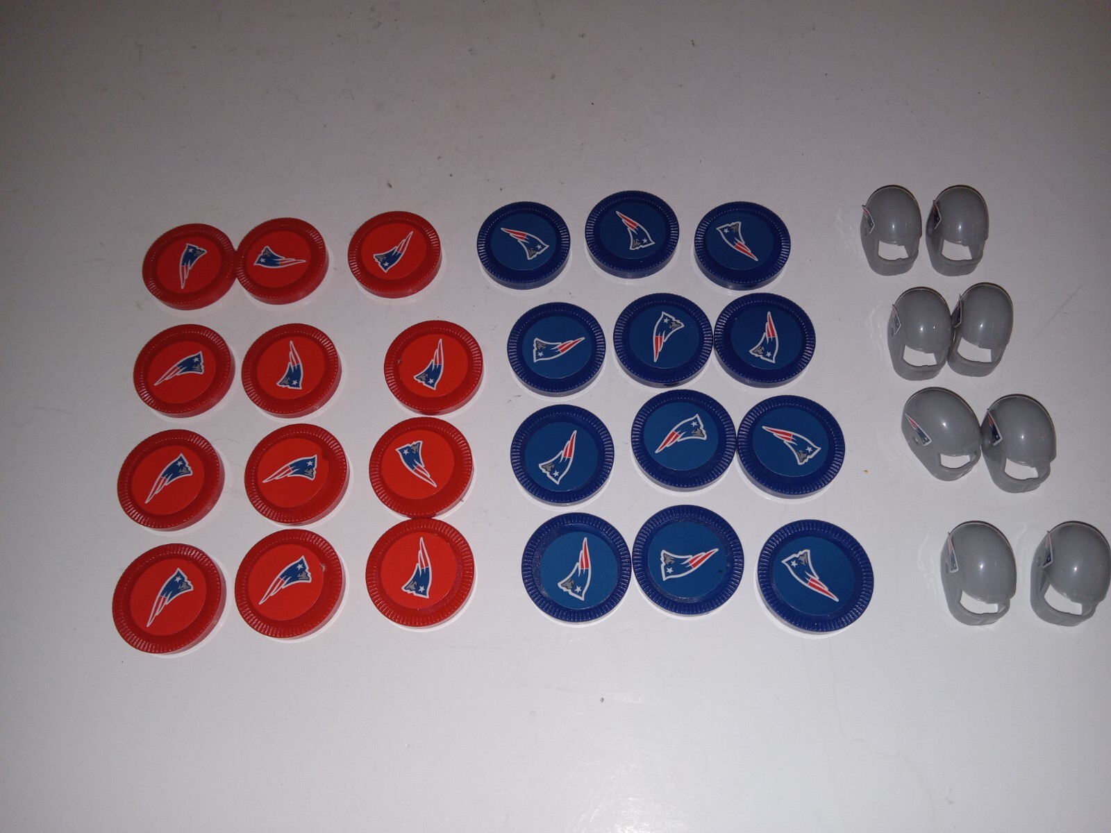 MasterPieces NFL Checkers Board Game Set New England Patriots 100% Complete