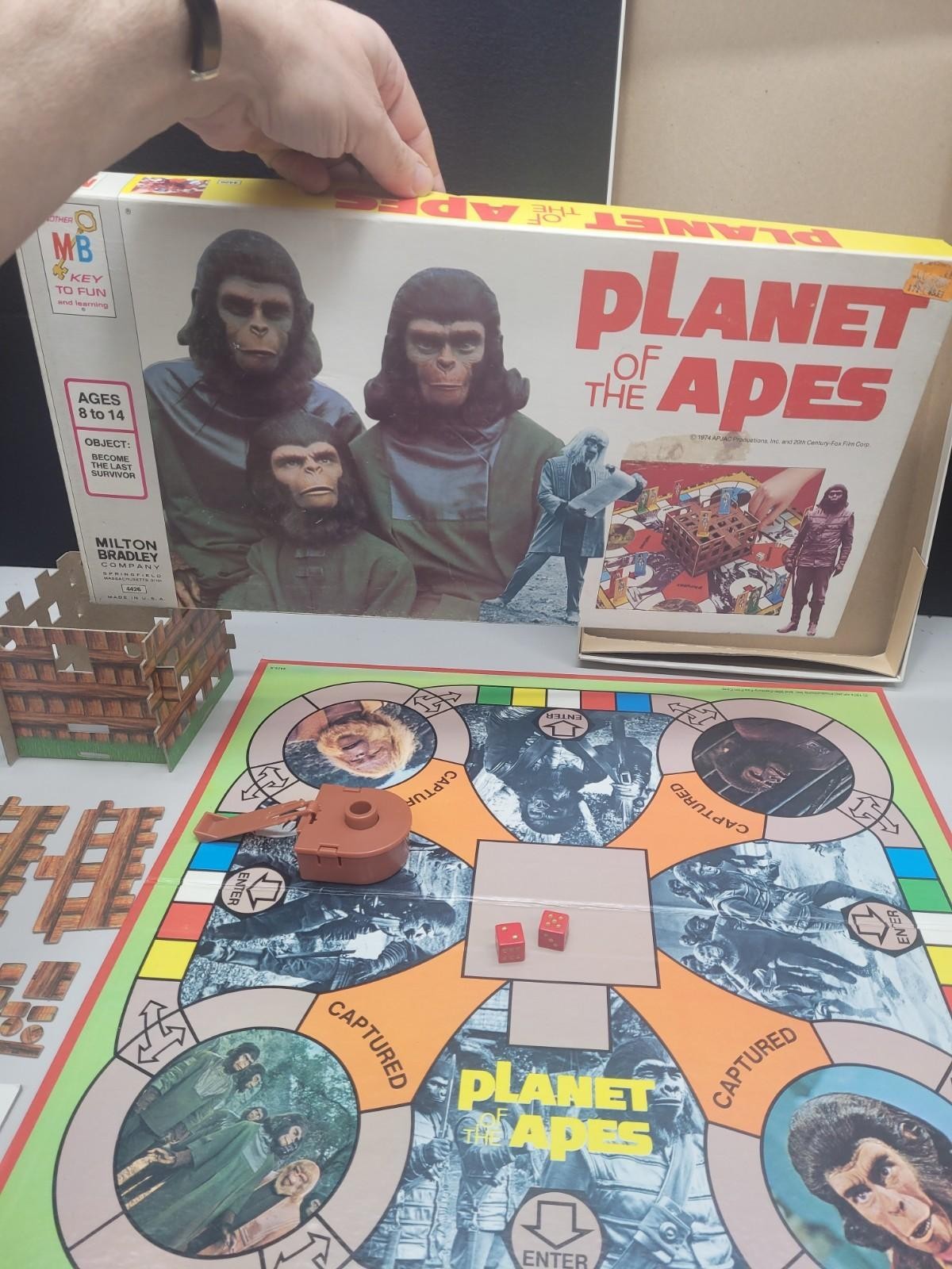 Vtg 1974 Planet of the Apes Board Game #4426 Milton Bradley Used NEAR COMPLETE!