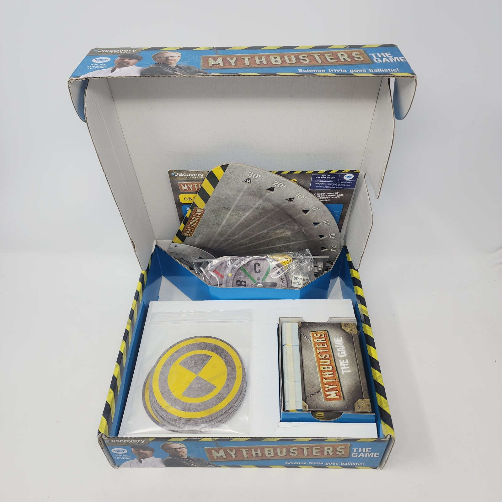 Mythbusters The Game Discovery Channel 2012 Wonder Forge Complete Pre-owned