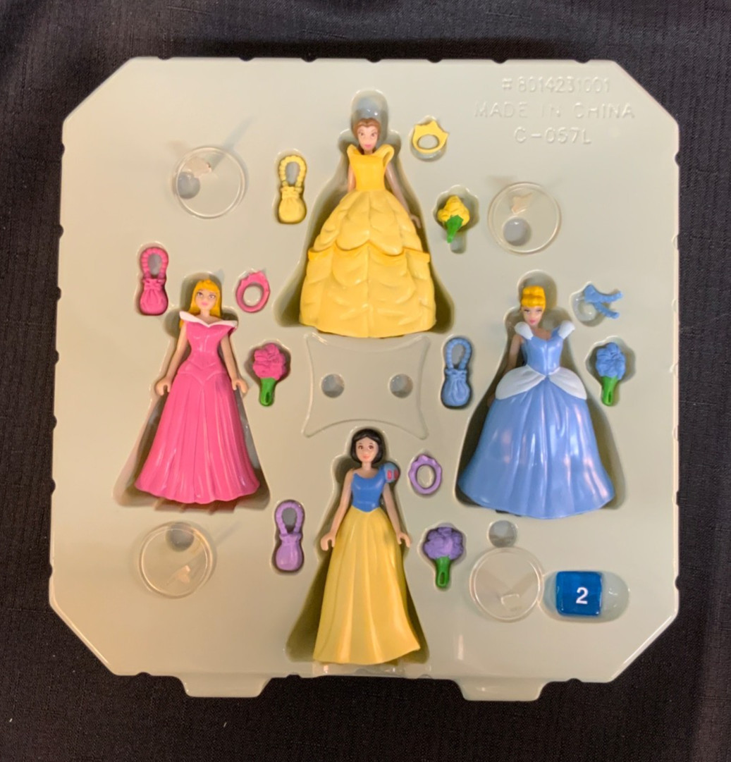 Disney Princess Gowns & Crowns Game, 42310, Milton Bradley, 2005 Hasbro