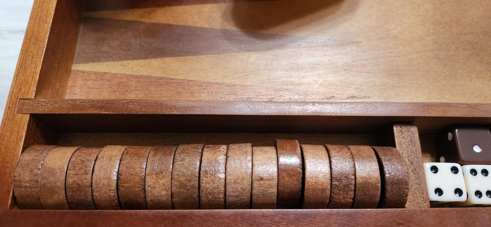 Solid Wood Backgammon Game Varnished Folding Board Set Complete EUC