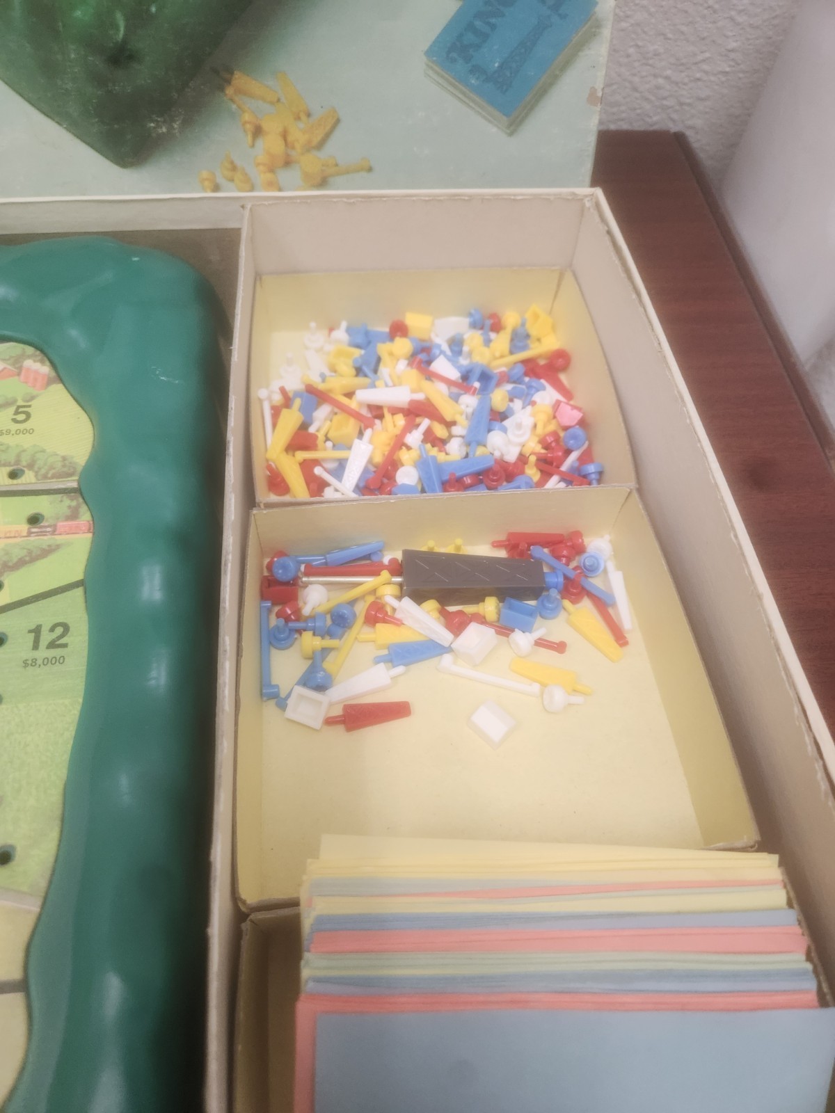 1974 Milton Bradley King Oil Strategy Board Game