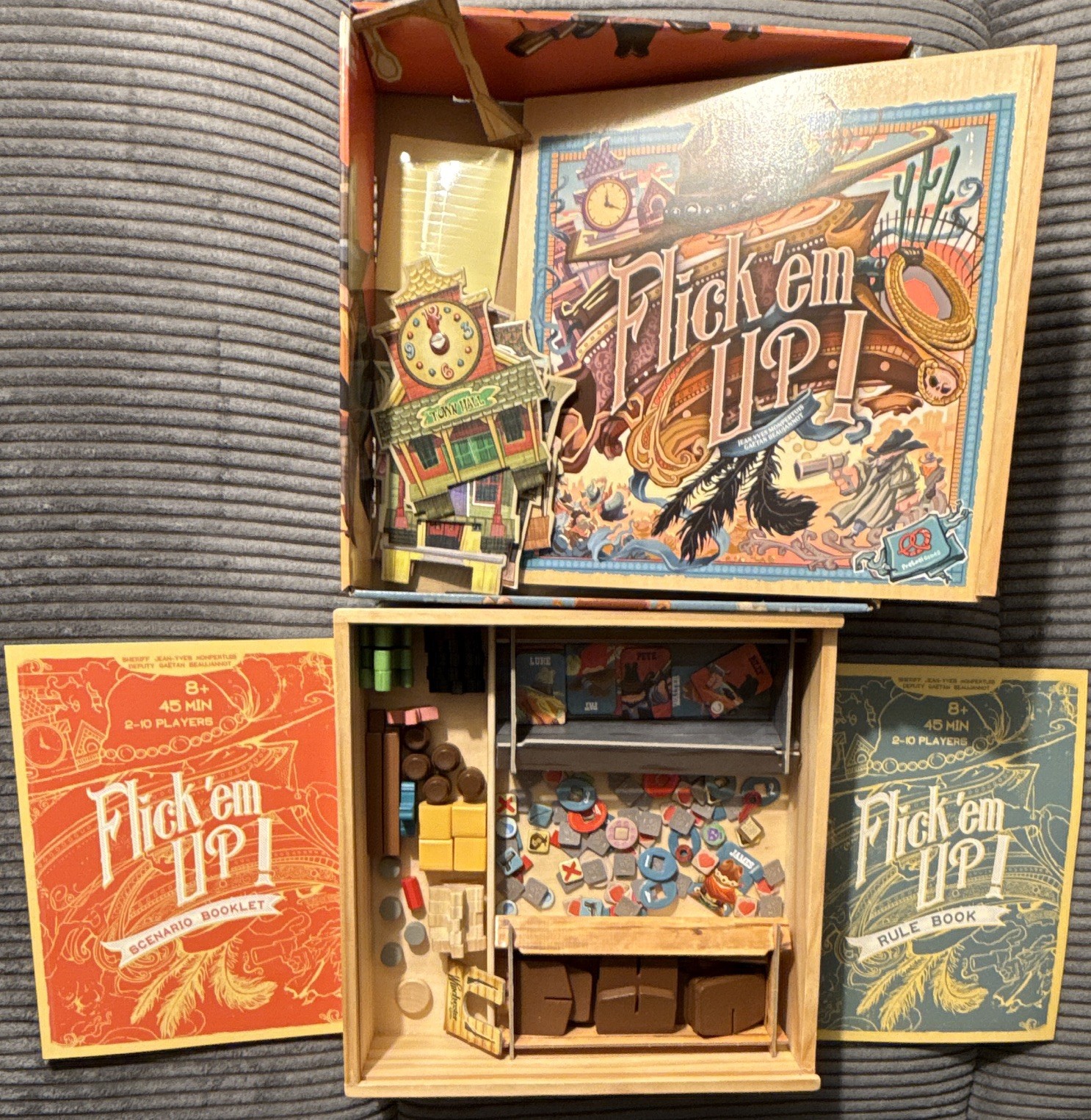 Flick ’em Up! Board Game Original Wooden Crate Version 2015 2-10 8+ Complete