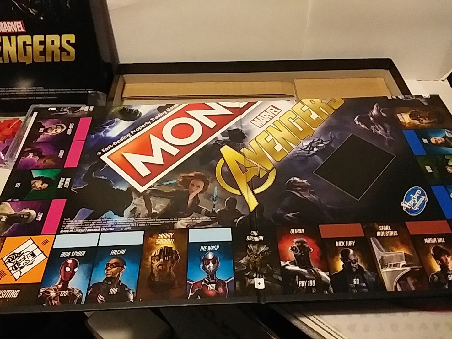 2019 Hasbro Gaming Marvel Avengers, Monopoly