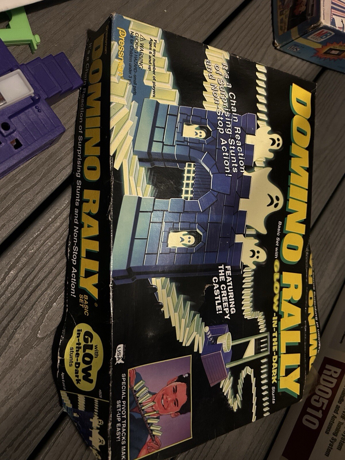 Vintage Domino Rally Glow in the Dark Ghost Ride Game 1994 Halloween Spooky REaD