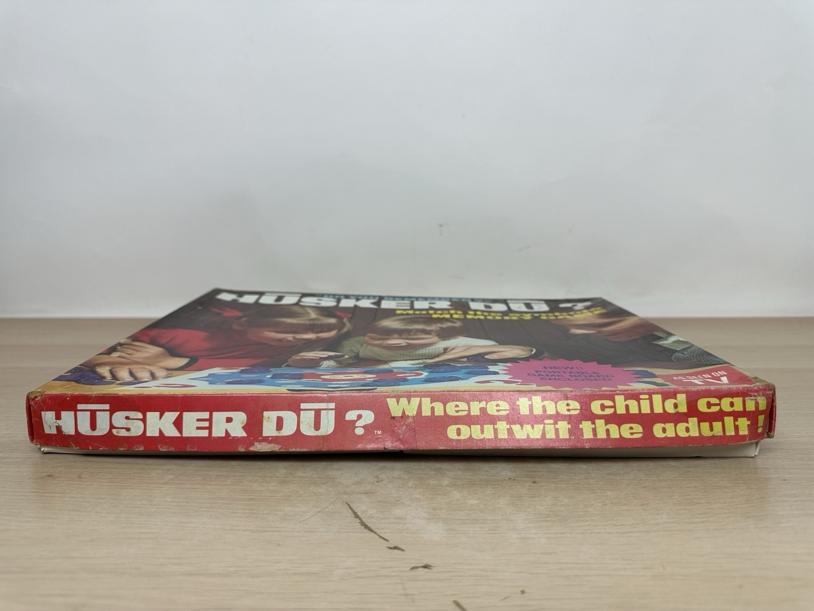 Vintage 1970 Husker Du? Memory Game – Regina Products Board Game w/ 35 Tokens