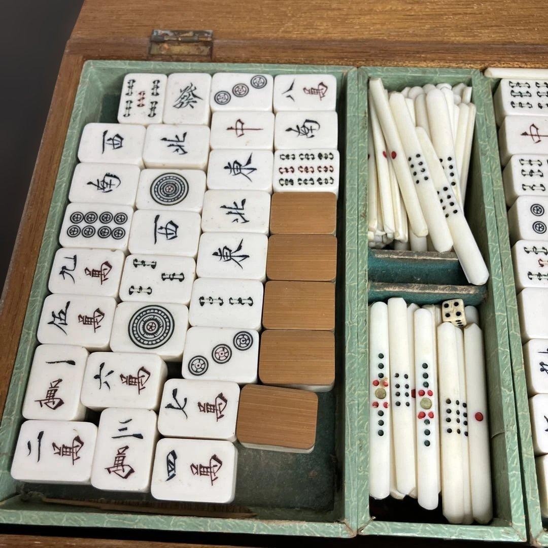 Bamboo Back Mahjong Tile Set