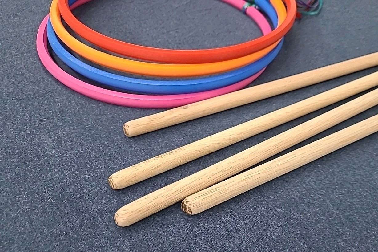 Game Of Graces – 2 Rings & 4 Sticks – Any color! – Great Multi Discount