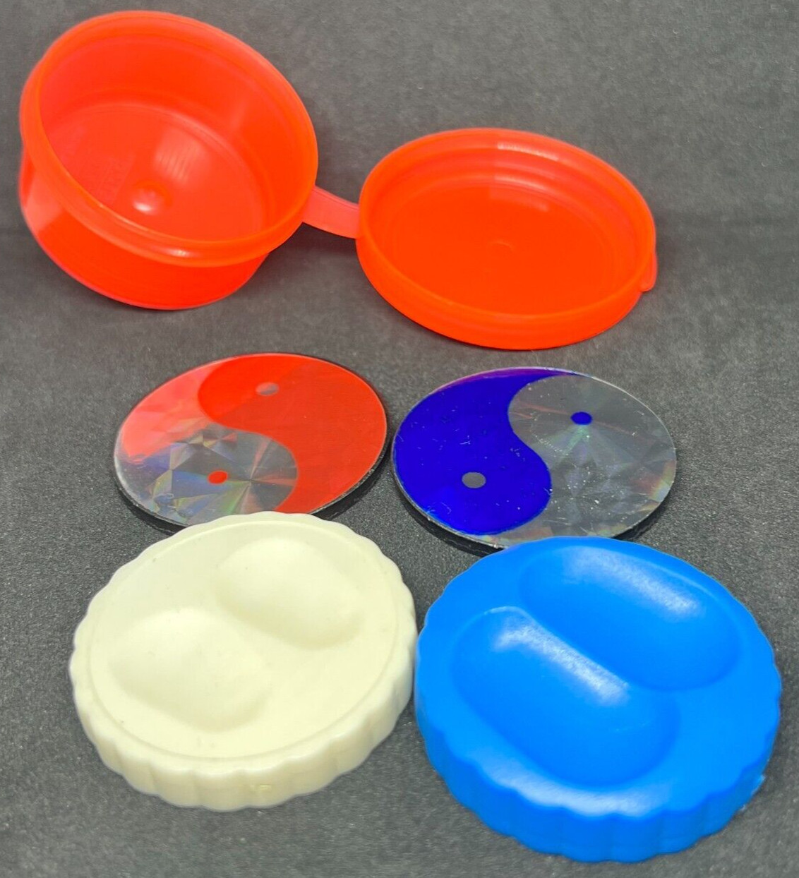 Lot of 4 Pog 1990’s Slammers (2) Metal and (2) Plastic with grooves & container