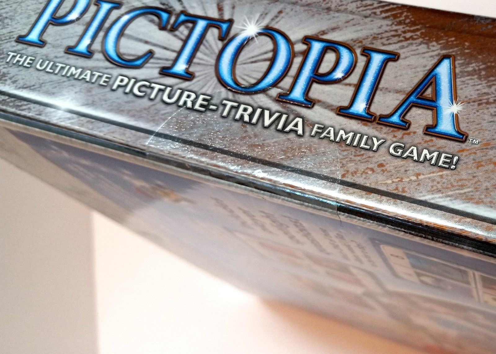 Pictopia Disney Edition Ultimate Picture Trivia Family Game Ravensburger NEW