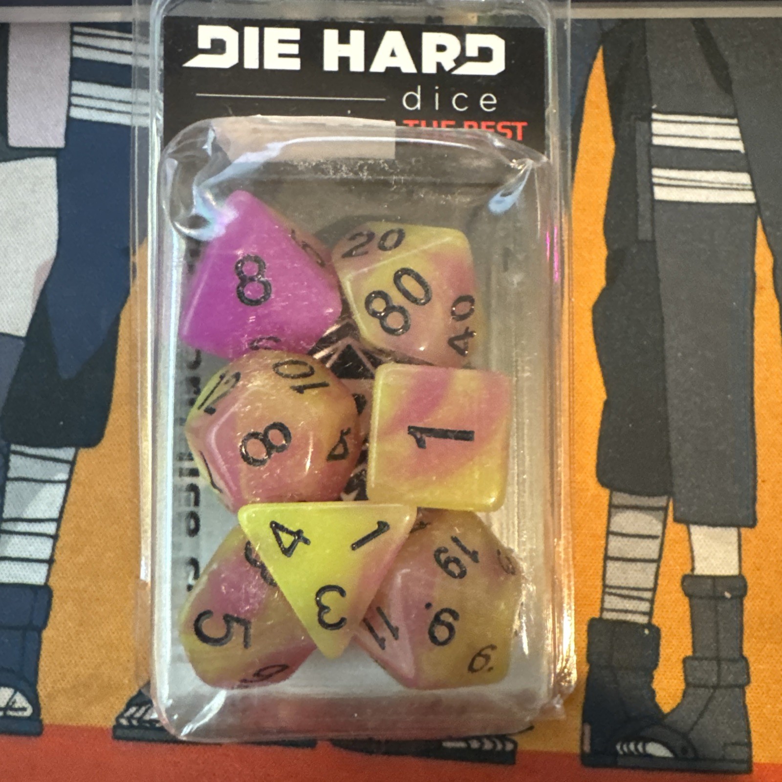RPG Polyhedral Set (Astral Fire ) – Die Hard Dice 7 Dice Glows In The Dark
