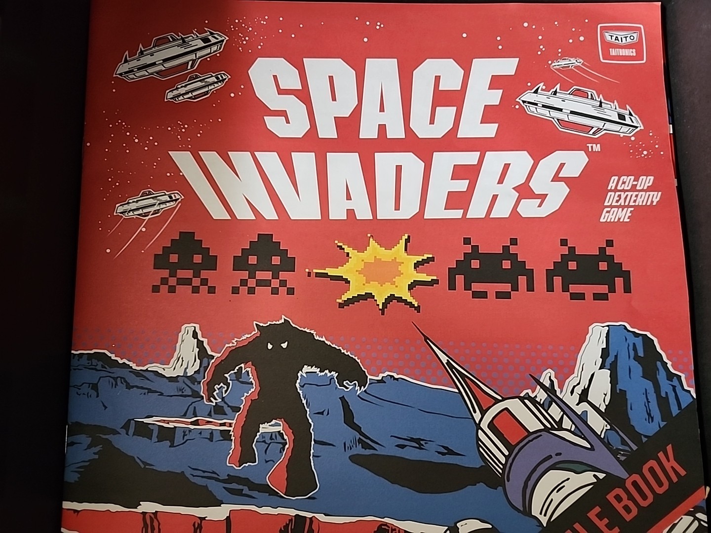 Space Invaders Buffalo Games Cooperative Dexterity Board Game 1-4 Multiplayer