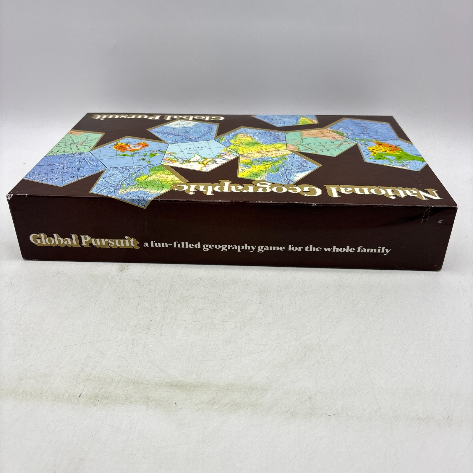 VINTAGE Global Pursuit Board Game COMPLETE National Geographic Society 1987 Map