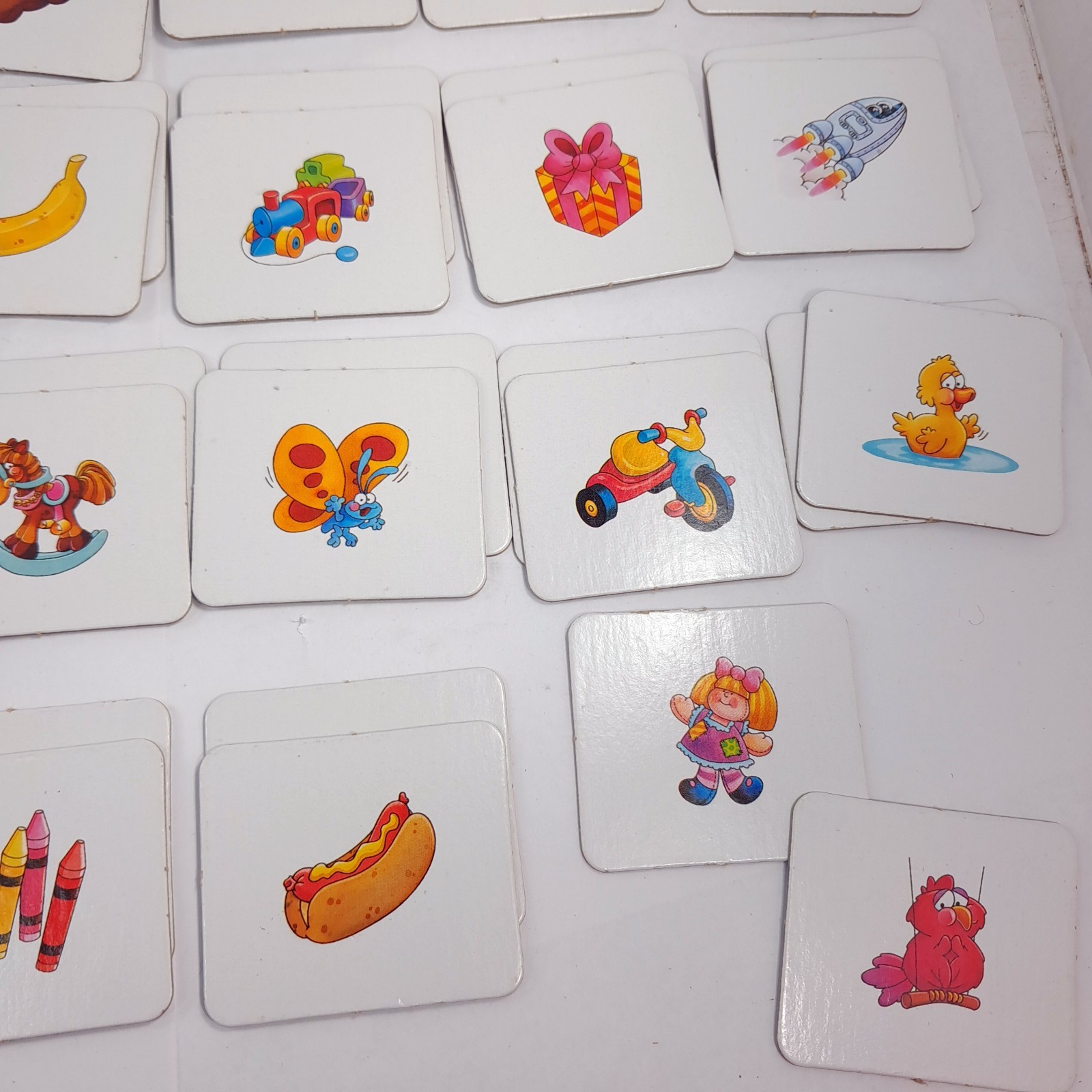 Original Memory Game Board Game Milton Bradley 2005 04664 Vintage classic READ