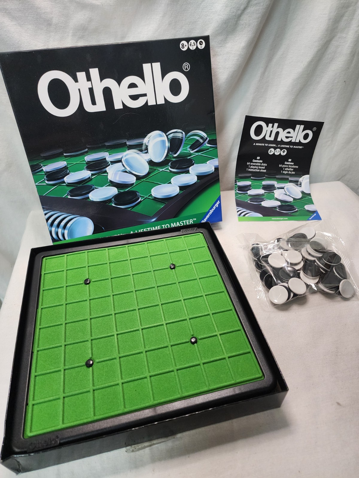Ravensburger Othello Classic Family and 2-Player Game for Ages 8 and Up