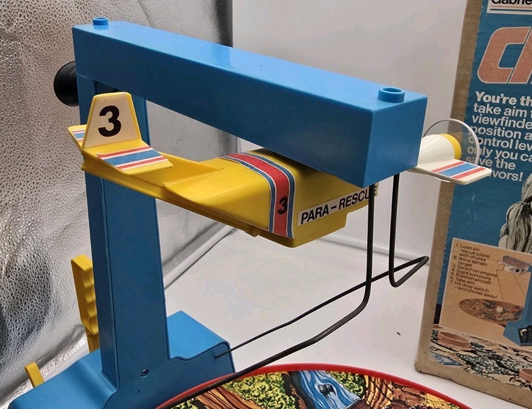Vintage Gabriel Chutes Away Air-Rescue Target Game 1977 Box Parts Repair Read!