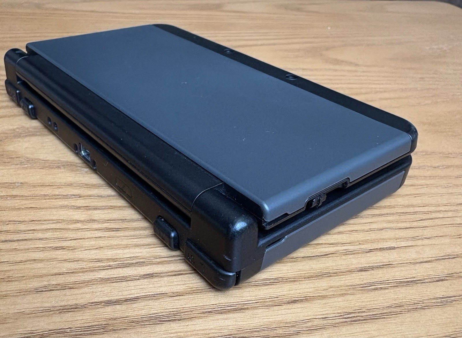 Nintendo new 3DS Black with original touch pen SD 4BG USB cable Used JP version
