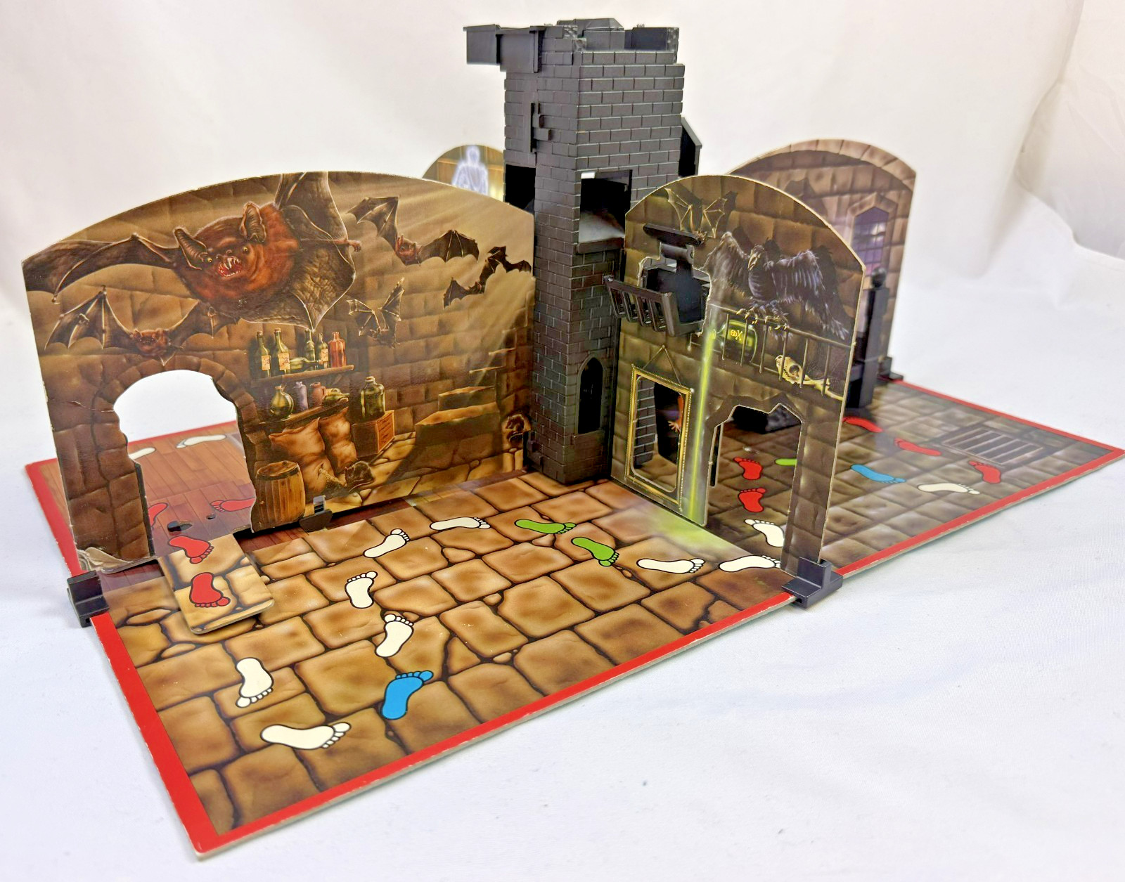 MB Games Haunted Castle Board Game Party Game Complete Vintage 80s