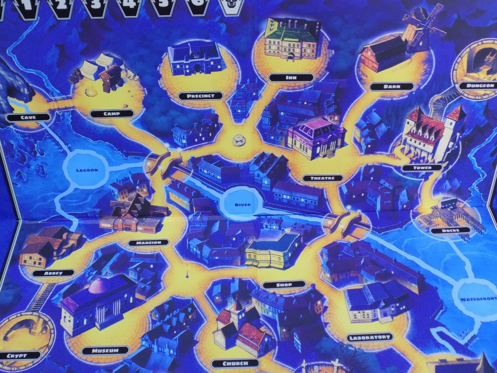 HORRIFIED UNIVERSAL MONSTERS Board Game 100% Complete Ravensburger 2019