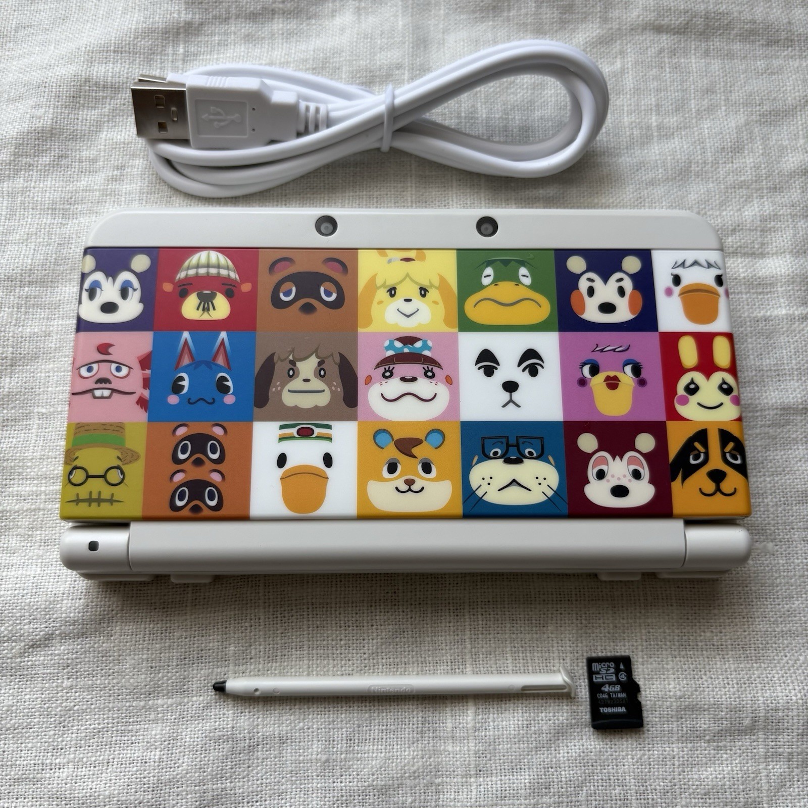 Nintendo new 3DS Animal Crossing Kisekae Plate touch pen 4GB SD card USB Ued JP