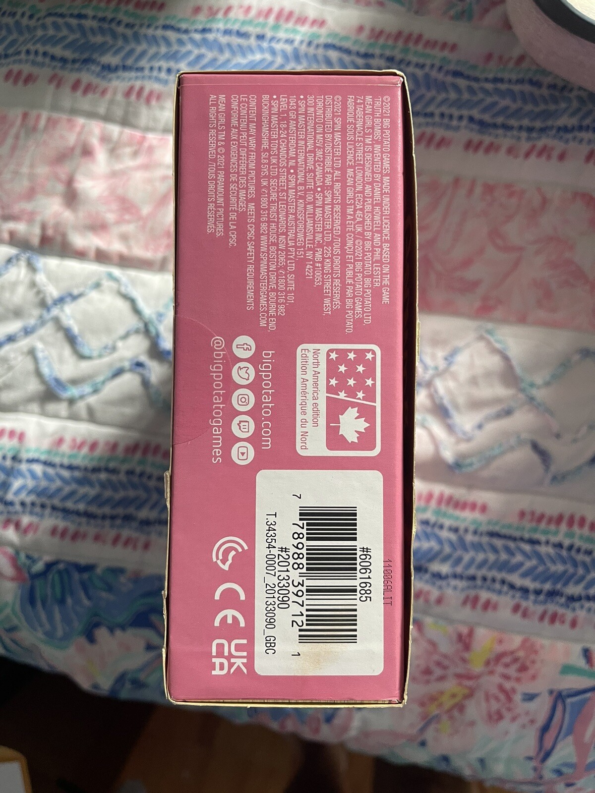 MEAN GIRLS Burn Book A Party Game BRAND NEW Board Game
