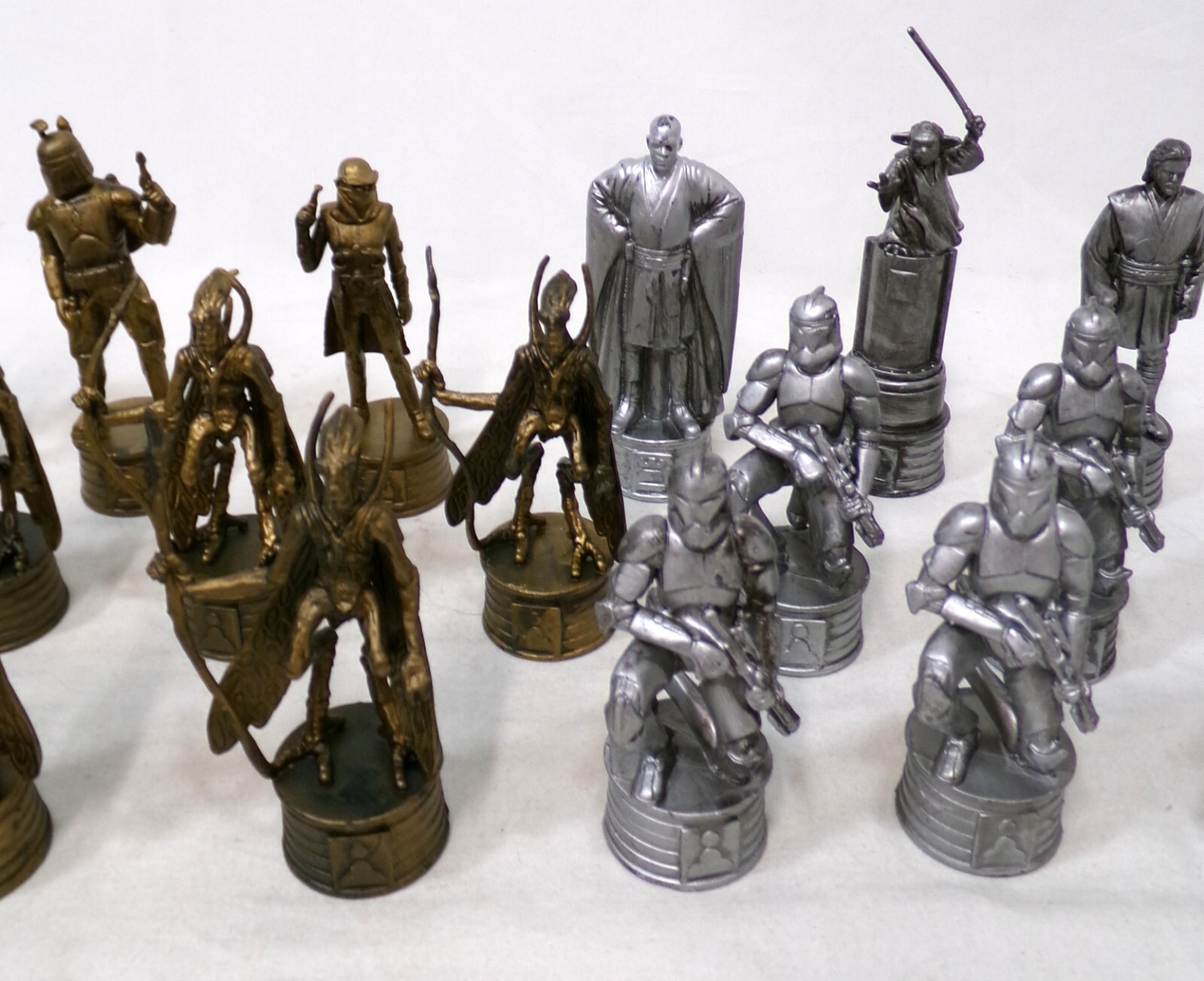 Parker Brothers Star Wars Attack of the Clones Chess Pieces Lot of 22