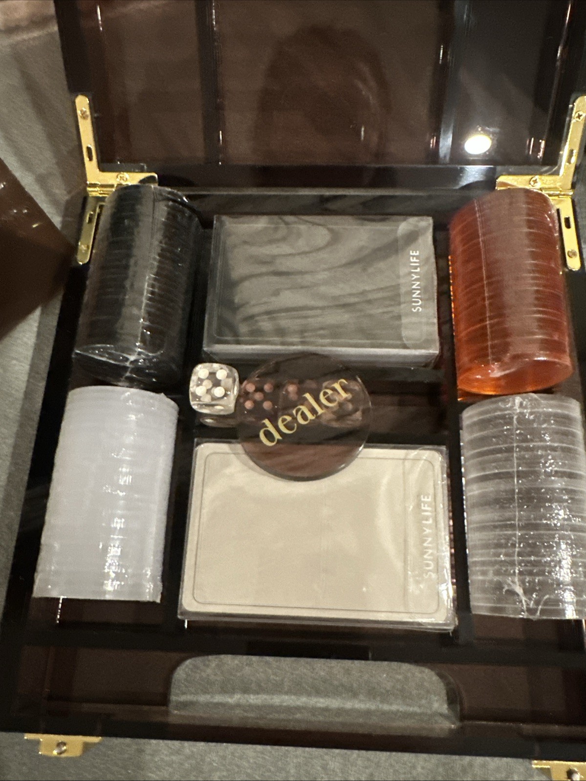 NEW Sunnylife Lucite Poker Set – Great for Travel – Poker Chips, Cards, Dice
