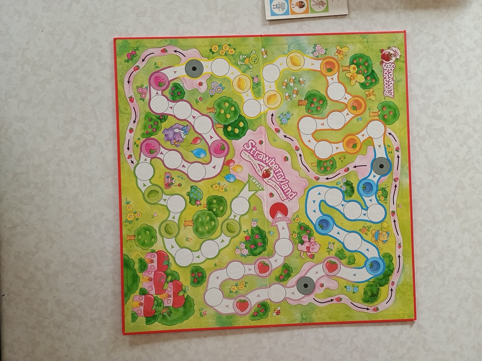 Vintage Strawberry Shortcake Strawberryland Game 1992 RoseArt – Complete!