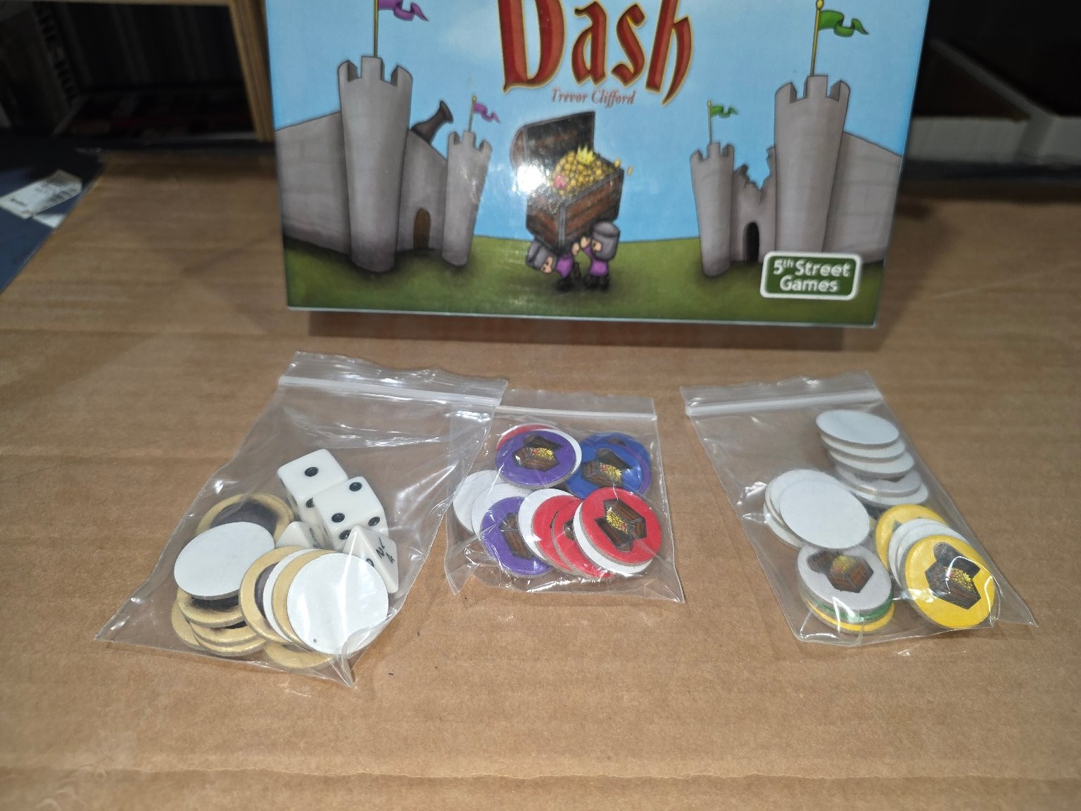 Castle Dash 5th Street Games Board Game 2-5 Players Fantasy Medieval