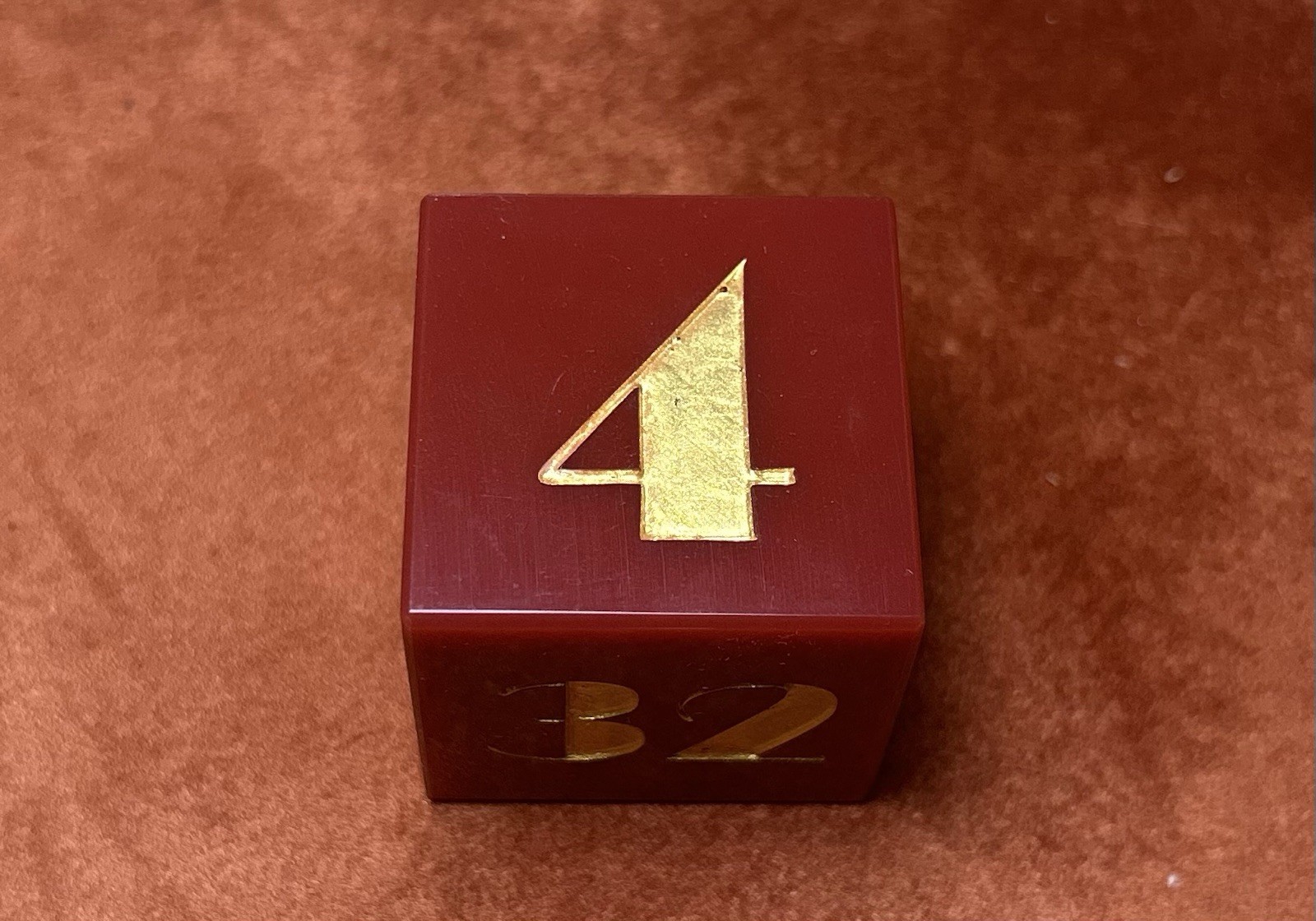 Vintage 1.25” Backgammon Doubling Cube – Hogwarts/Harry Potter Colors