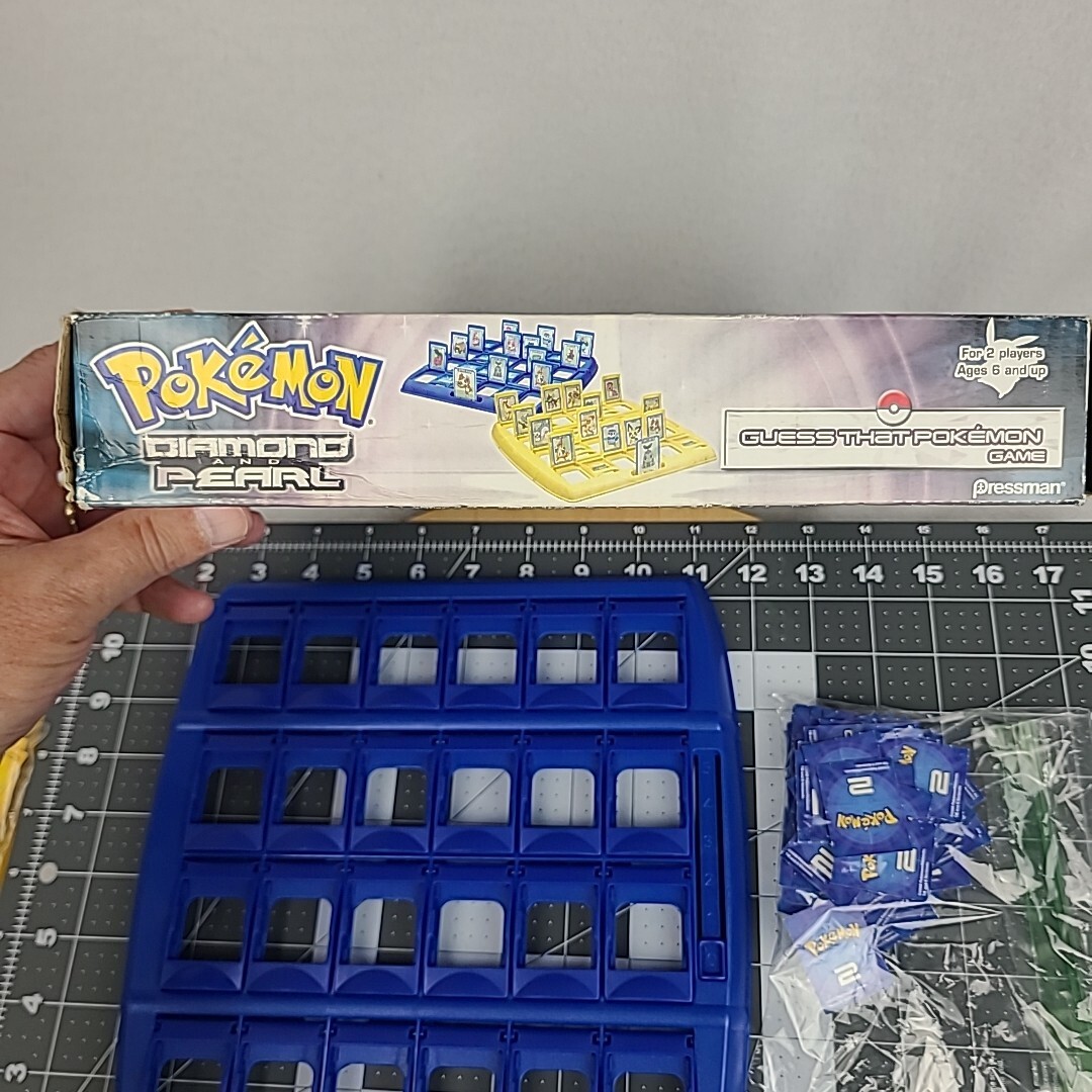 Pokémon Diamond and Pearl Guess that Pokémon Game Pressman #4037 Incomplete